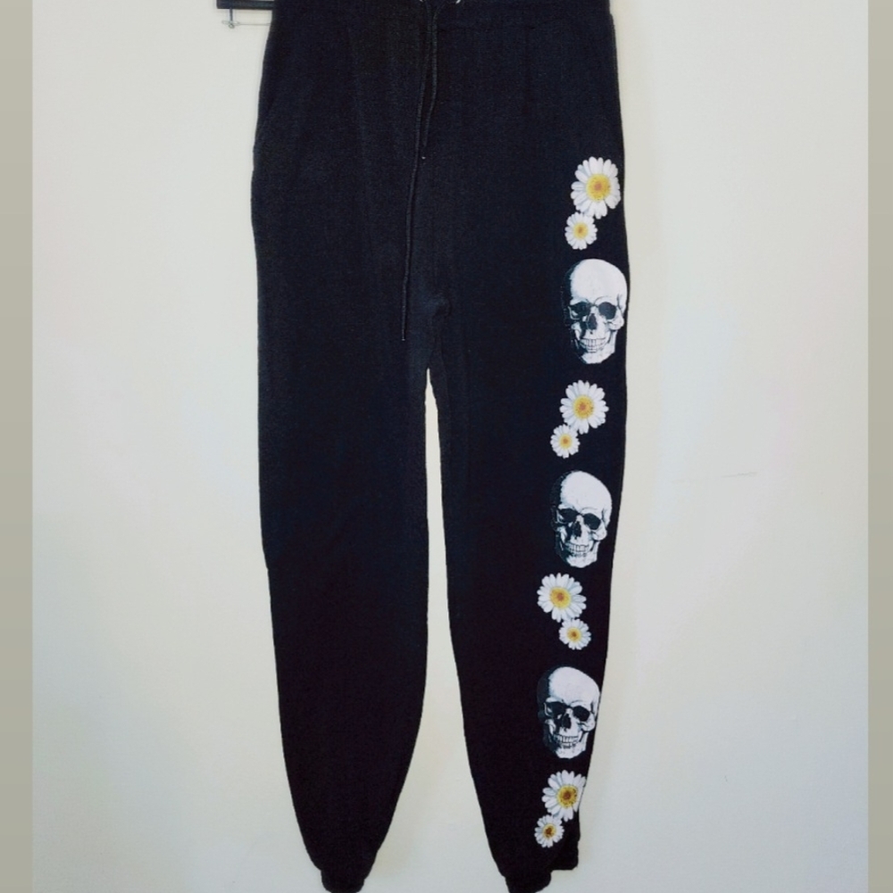 Rue21 Black Joggers with Skull and Daisy Design